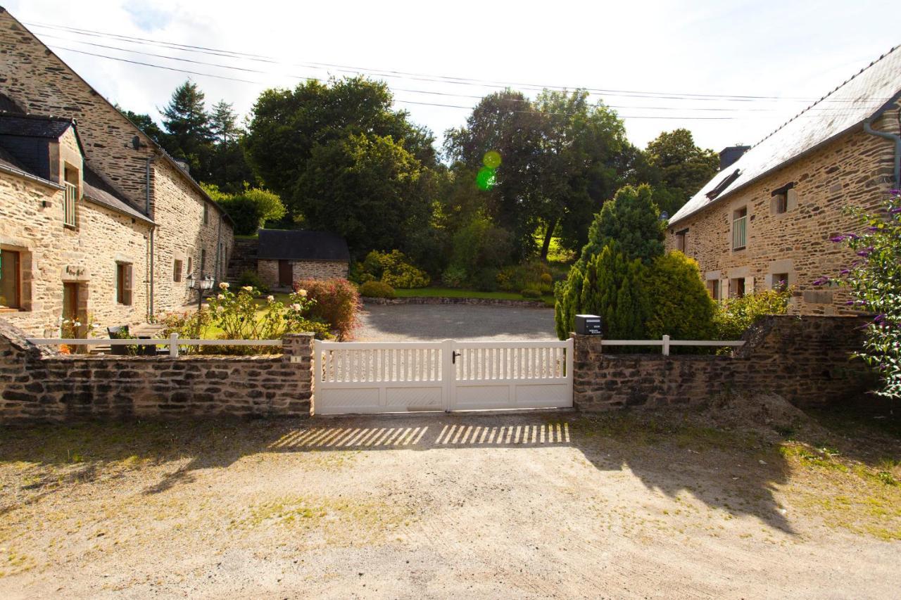 Stone Cottage With Modern Cosy Interior Near To Josselin Perfect Retreat For Writers Or Star Gazers Guégon エクステリア 写真