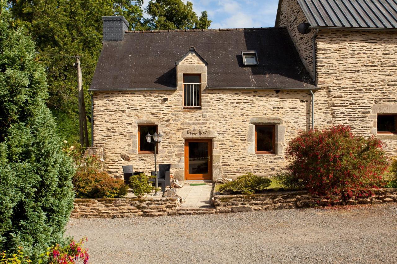 Stone Cottage With Modern Cosy Interior Near To Josselin Perfect Retreat For Writers Or Star Gazers Guégon エクステリア 写真