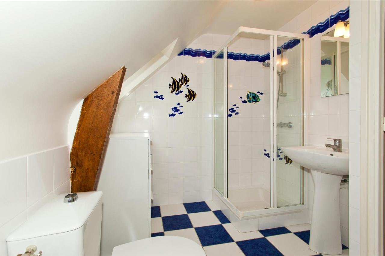 Stone Cottage With Modern Cosy Interior Near To Josselin Perfect Retreat For Writers Or Star Gazers Guégon エクステリア 写真