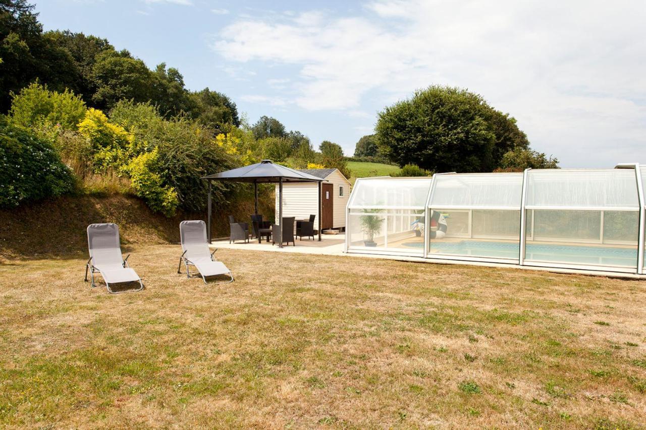 Stone Cottage With Modern Cosy Interior Near To Josselin Perfect Retreat For Writers Or Star Gazers Guégon エクステリア 写真